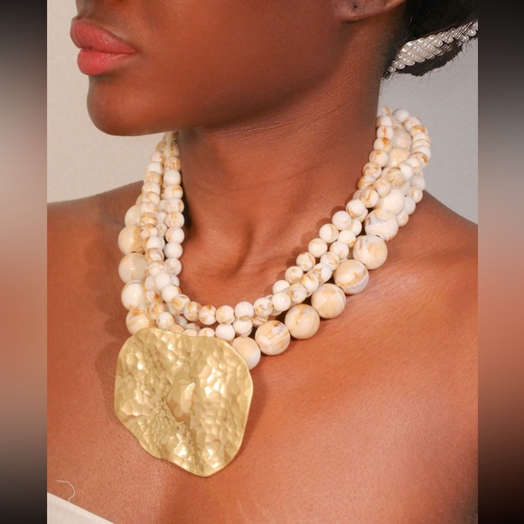 Layered Beaded Statement Necklace with Hammered Gold Pendant – Bold Glam - Picture 3 of 10